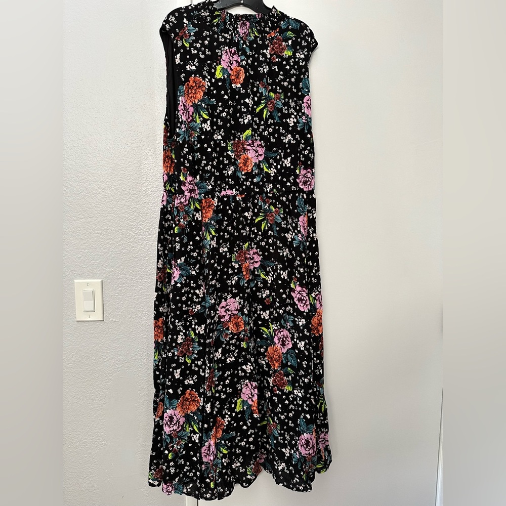 Plus size mock neck sleeveless floral Midi Dress from Torrid.